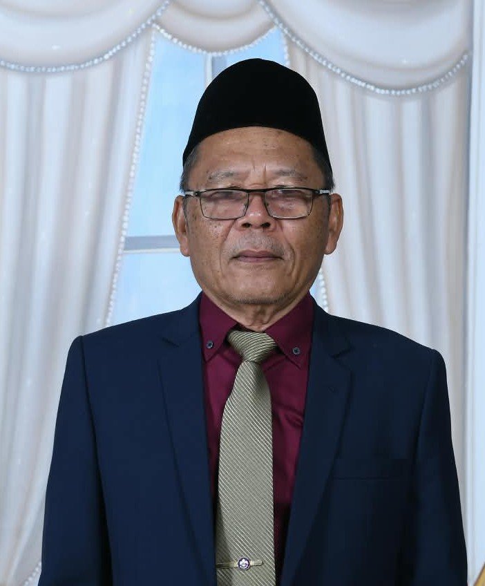 Akhmad Apandi Sopandi, SE